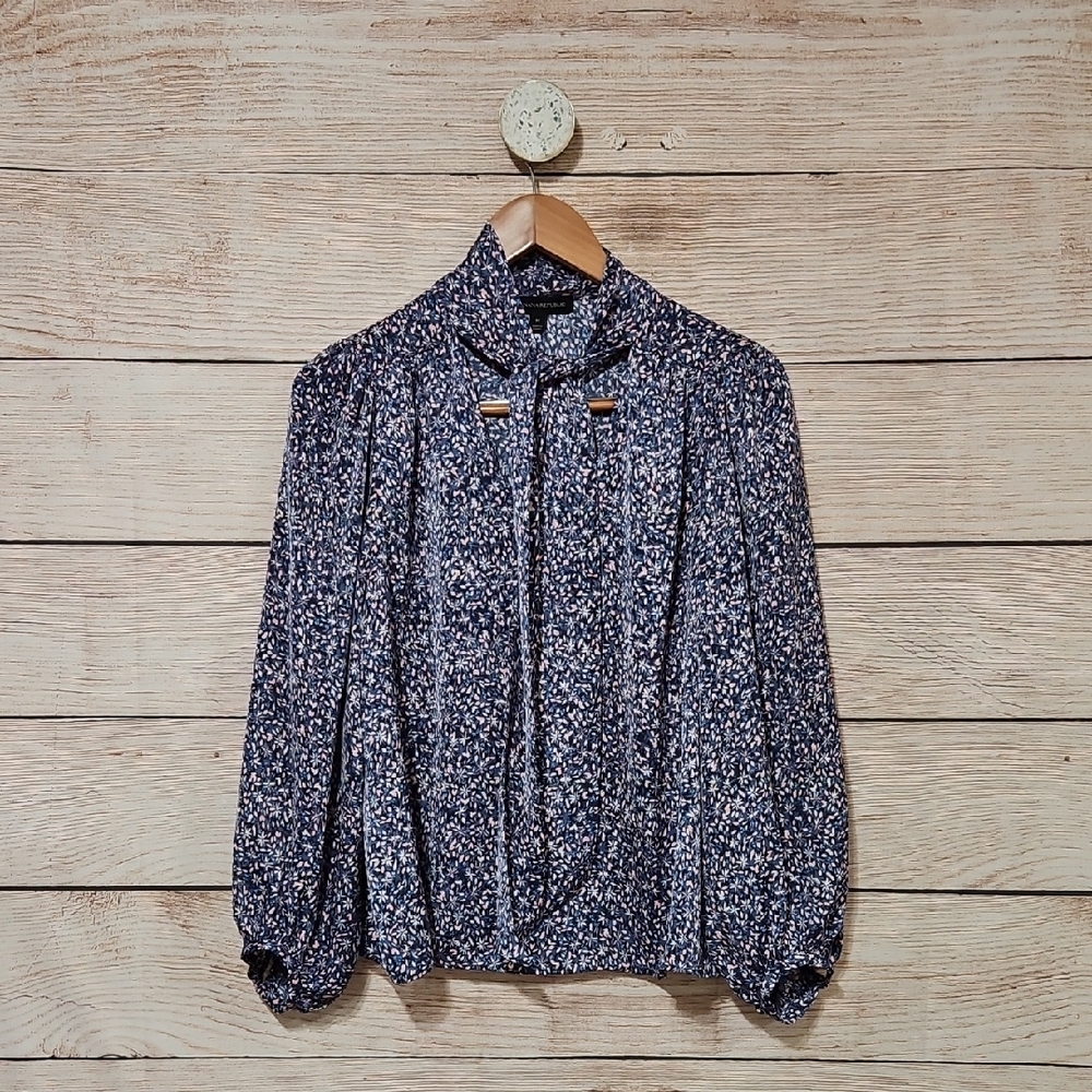 Banana Republic Floral Print Tie Neck Top Blouse with Puff Sleeves Medium Blue